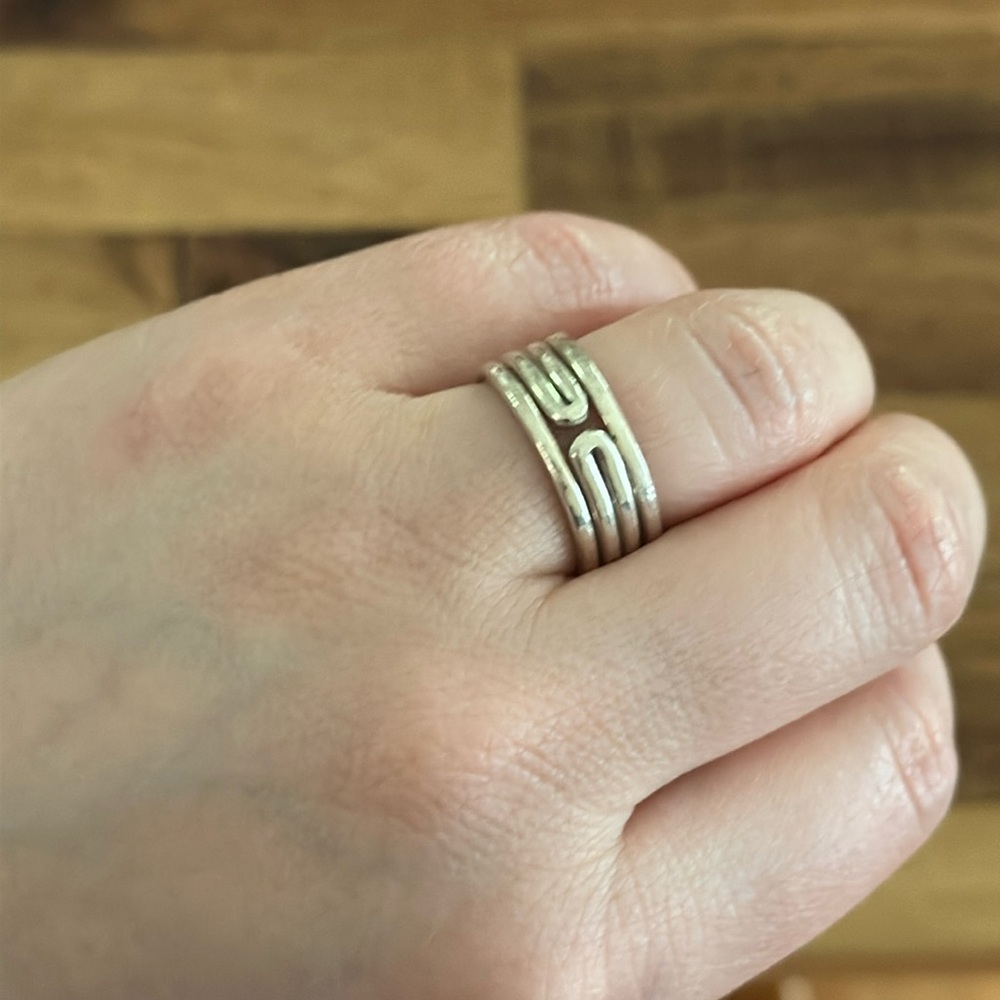 Silver hammered ring from Italy size 6